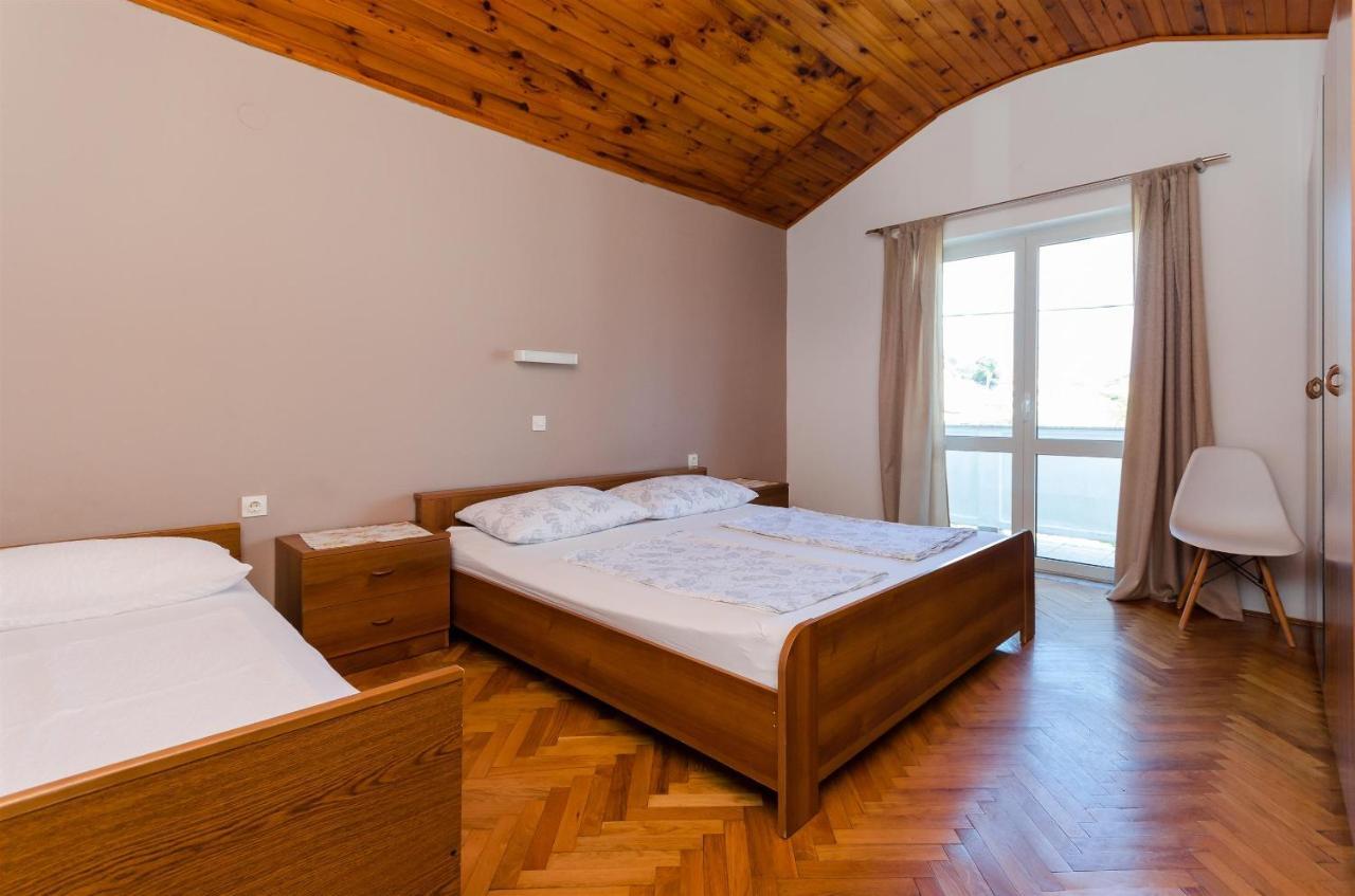 Apartments Anica F Lopar Exterior photo